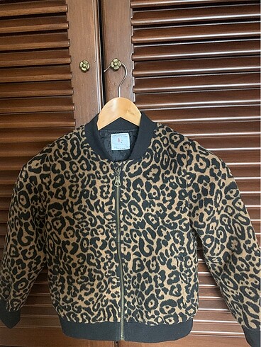 Zara leopar desenli polar ceket