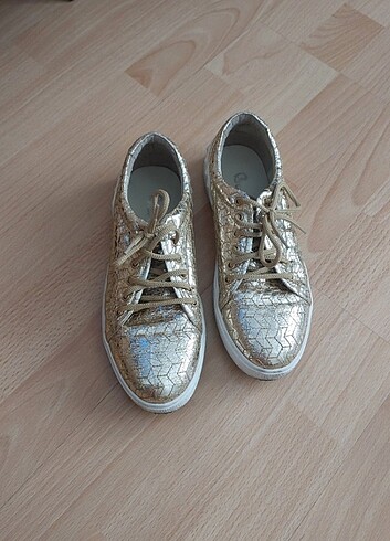 Bambi Gold Ayakkabı 