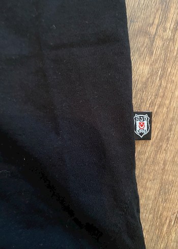 Beşiktaş Siyah Beşiktaş Baskılı Erkek Tişört orjinal lisansli
