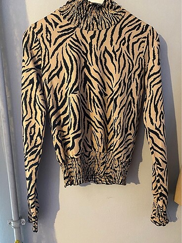 leopar Bluz