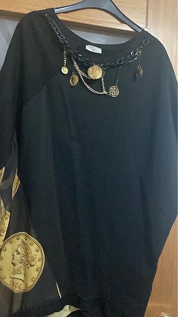 Altın detaylı büyük beden tunik