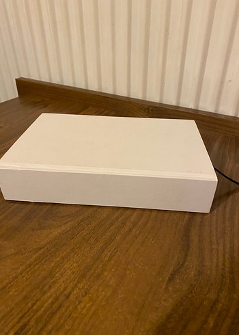 Boş Beyaz Kapaklı Şiir Kitabı - Görsel 2