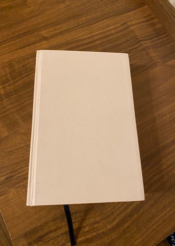 Boş Beyaz Kapaklı Şiir Kitabı - Görsel 7