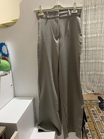 Yüksek bel kumaş pantolon