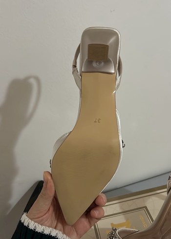 Bej Parlak Taşlı Kadın Topuklu Abiye Ayakkabı - Görsel 4