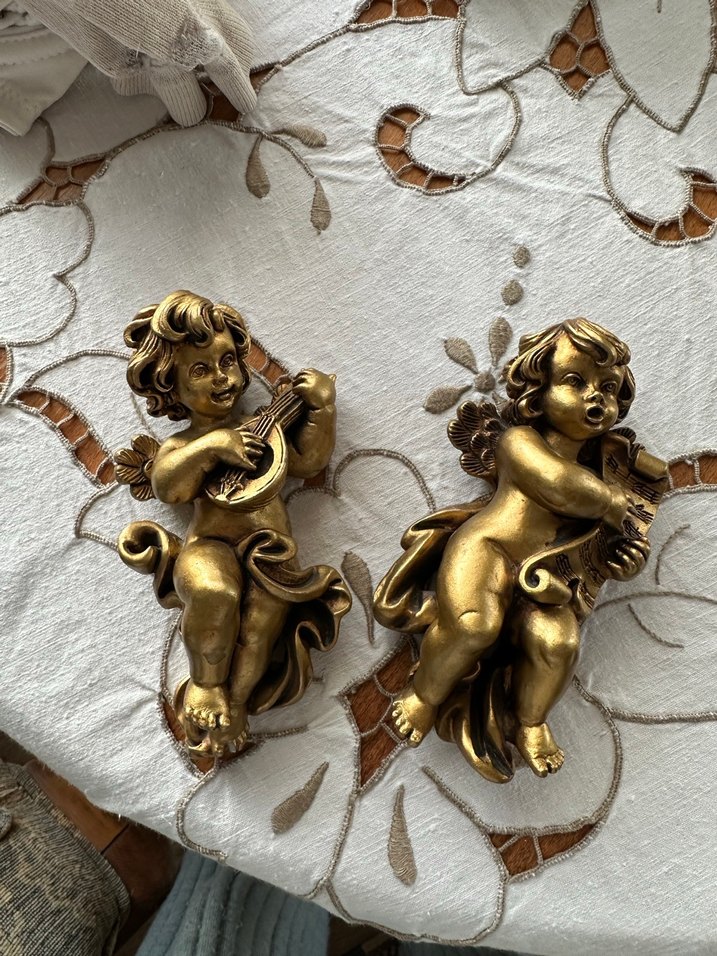 Parlak Altın Melek Figürleri - Görsel 2
