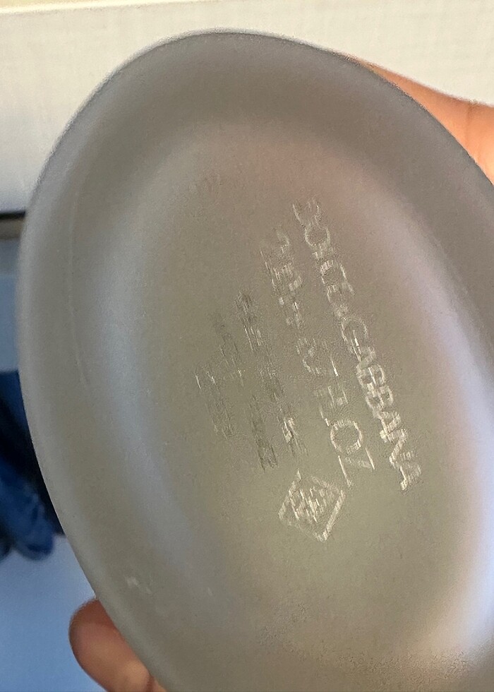 Orjinaldir dolce gabbana parfüm 200 ml - Görsel 4