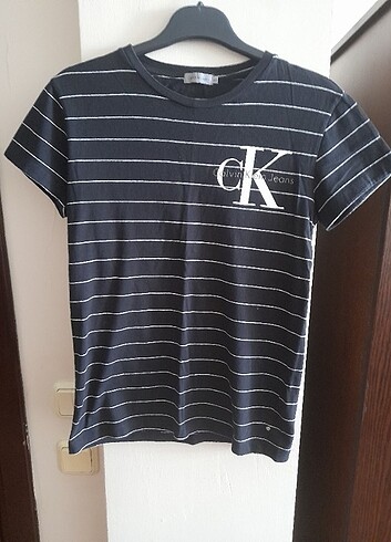 Calvin Klein xs