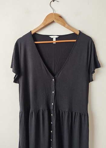 H&M H&M marka siyah renkli önü düğmeli elbise