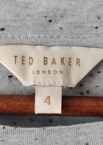 44 Beden Ted Baker marka gri mavi renkli kırçıllı desenli tişört