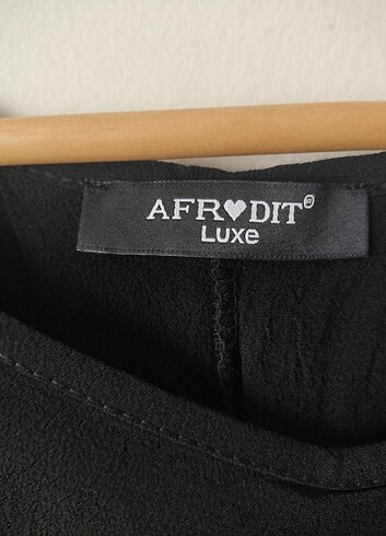 universal Beden Afrodit' marka siyah bluz