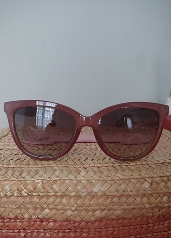 Esprit marka pembe renkli güneş gözlüğü