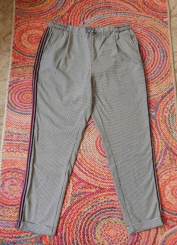 LCV marka gri renkli, kazayağı desenli pantalon