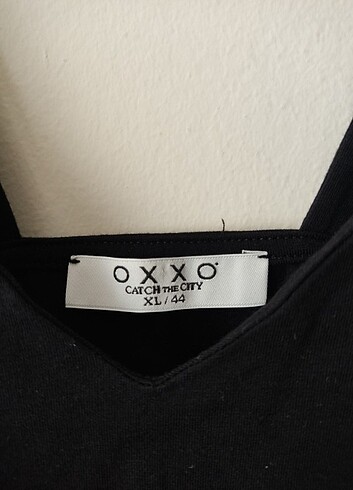 xl Beden Oxxo marka siyah renkli atlet