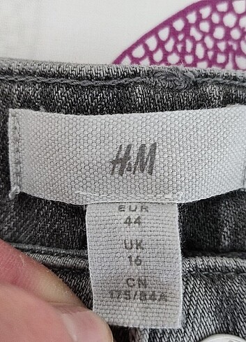 44 Beden gri Renk H&M marka gri renkli kot pantalon