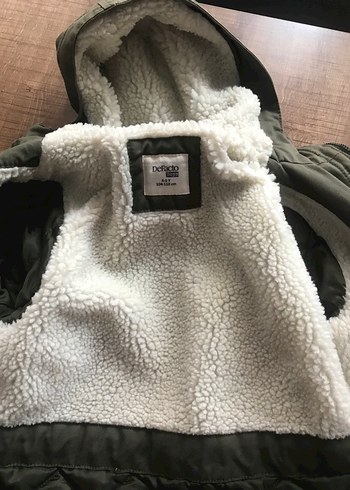 Haki Rengi Kamuflaj Desenli Kapüşonlu Erkek Çocuk Mont - Görsel 6