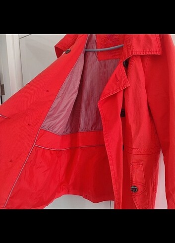 Trenckot marka temsili - Görsel 3