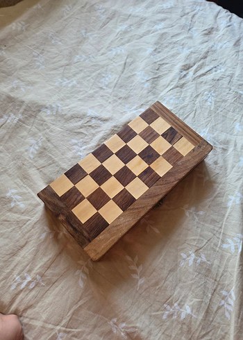 Beden Renk Ahşap Satranç Tahtası ve Taşları