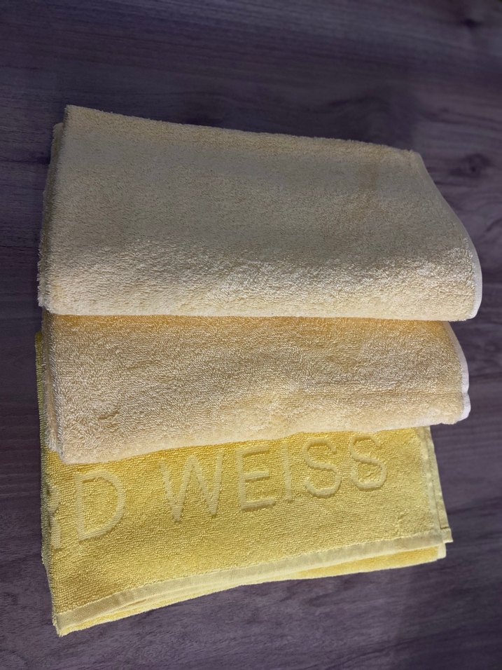 Sarı Parlak Desenli Havlu - WEISS - Görsel 4