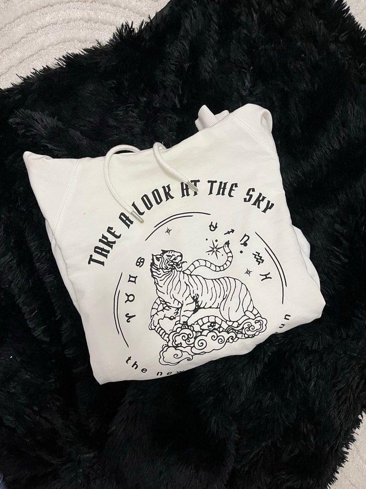 Beyaz Baskılı Kadın Sweatshirt - Görsel 2