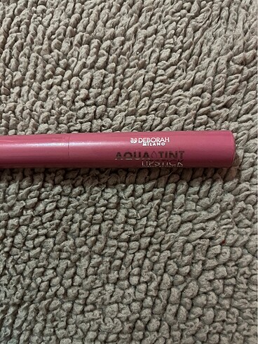 Deborah aqua tint