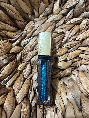  Beden Loreal yılbaşı koleksiyonu eyelıner renkli