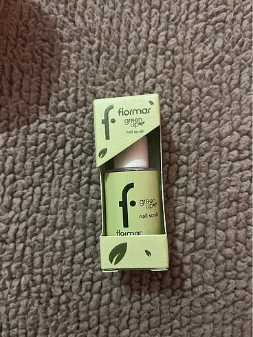Hiç kullanmadım flormar tırnak peeling