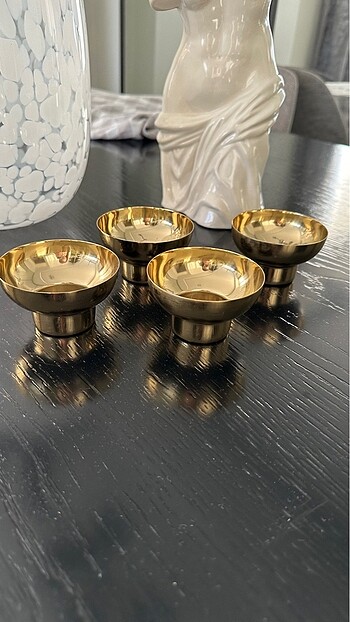 H&M Home gold sunumluk
