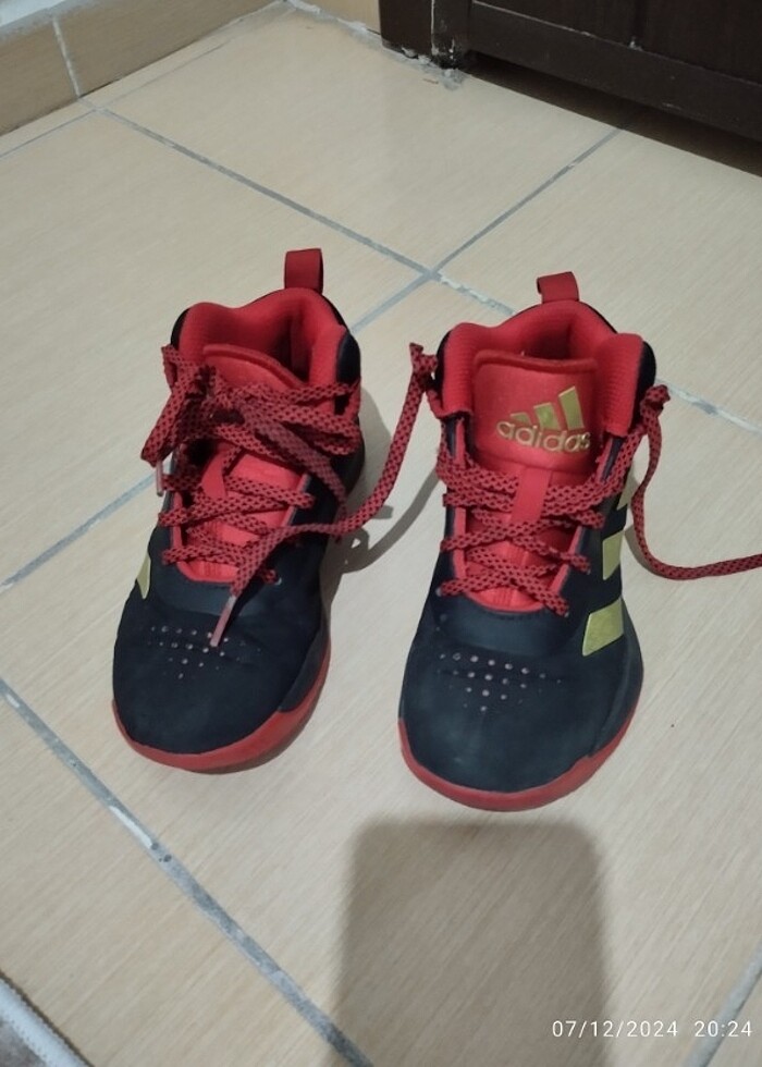 Adidas Basketbol ayakkabısı - Görsel 4