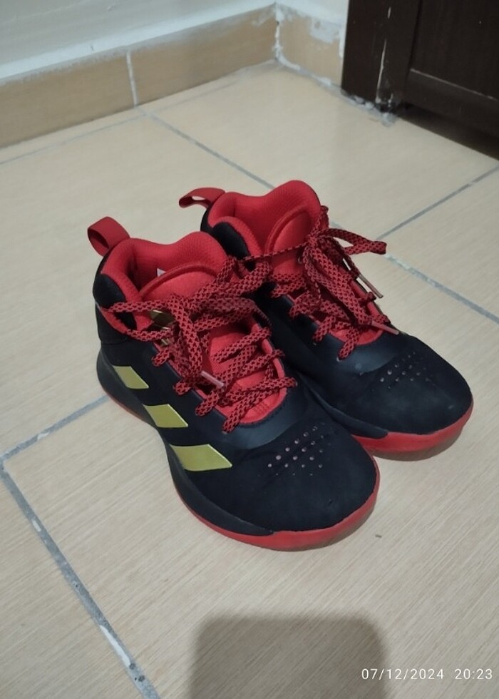 Adidas Basketbol ayakkabısı - Görsel 2