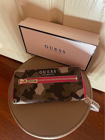 Guess Guess cuzdan