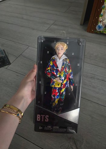 BTS JIN Mattel Bebek Figür