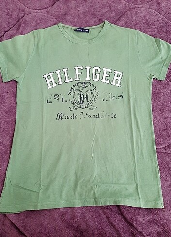 Tomy Hilfiger t-shirt