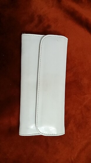 Beden beyaz Renk 23*11 cm zincir askılı el çantası