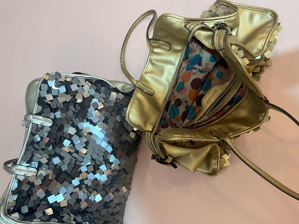 Parlak Altın Payetli Deri Kadın Çanta - Görsel 5