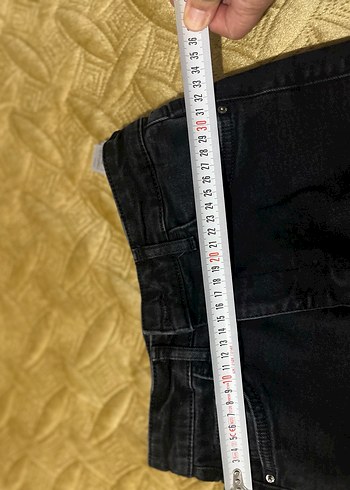 Tokalı Siyah Dar Kesim Kadın Kot Pantolon tüm ayrıntılarıyla bak - Görsel 5