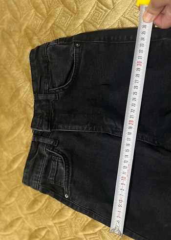 Tokalı Siyah Dar Kesim Kadın Kot Pantolon tüm ayrıntılarıyla bak - Görsel 6