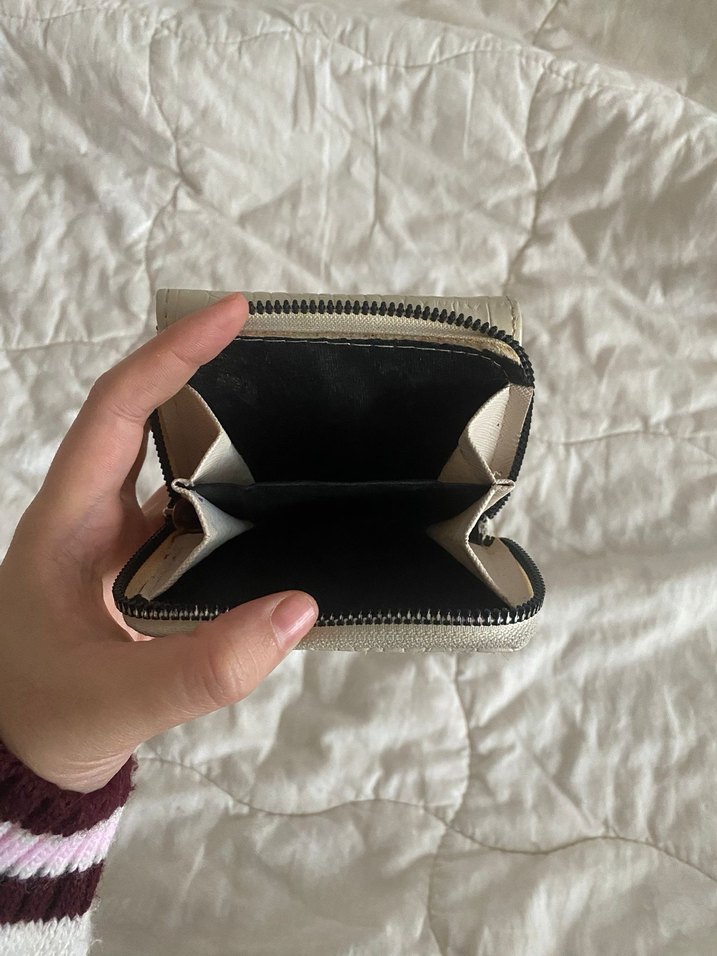 Beyaz Suni Deri Kadın Cüzdan - Görsel 3