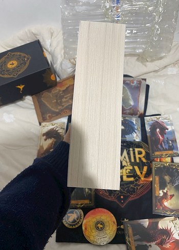 Demir ve Alev - Rebecca Yarros Romanı - Görsel 3