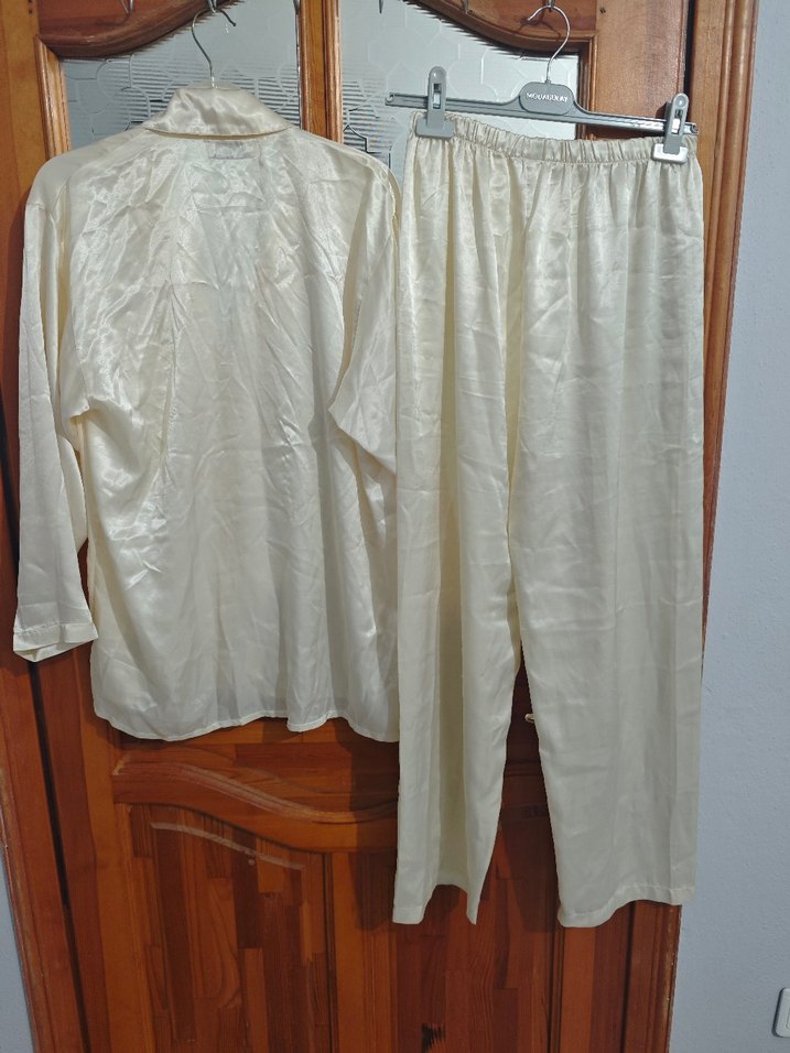 Krem Kadın Saten Pijama Takımı - Görsel 2