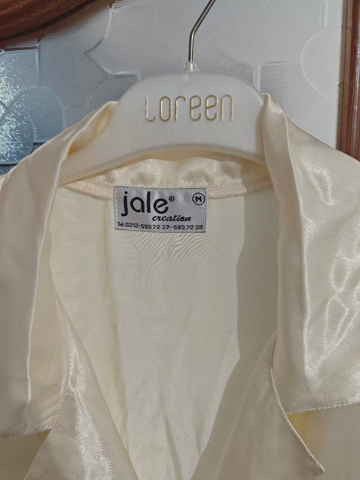 Krem Kadın Saten Pijama Takımı - Görsel 3