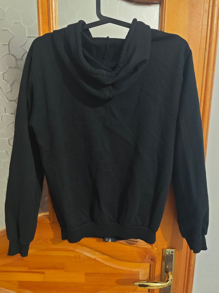 Siyah Fermuarlı Kadın Kapuşonlu - Görsel 2