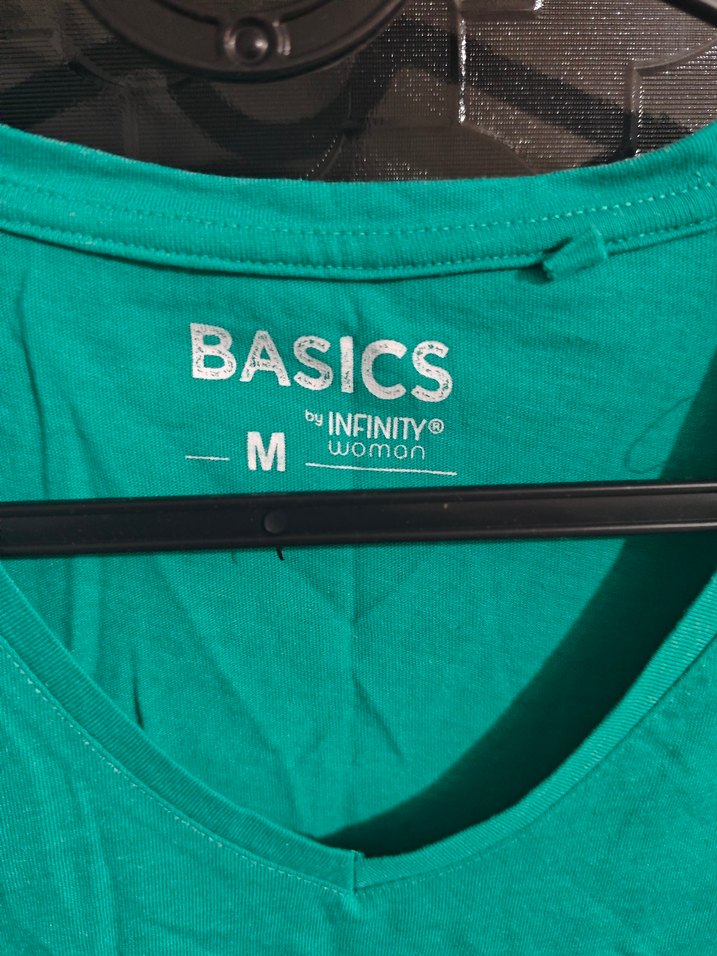 Turkuaz V Yaka Kadın Tişört - Görsel 3