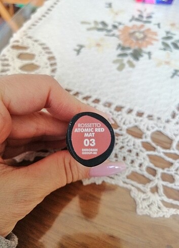  Beden Deborah atomic Red mat 03