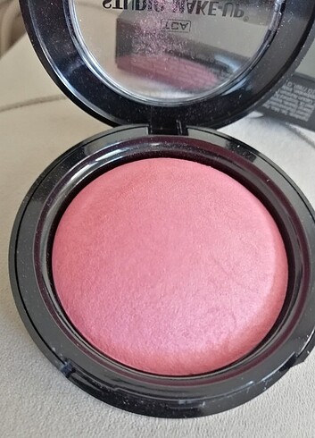 Beden Tca Studio makeup