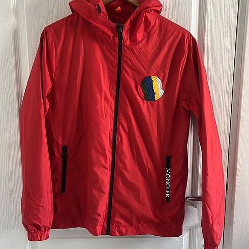 MONCLER