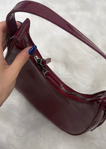Bordo Parlak Deri Kadın Çanta - Görsel 3