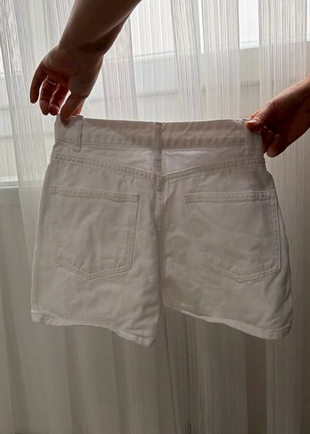 Beyaz Mini Pamuklu Hamile Şortu - Görsel 4