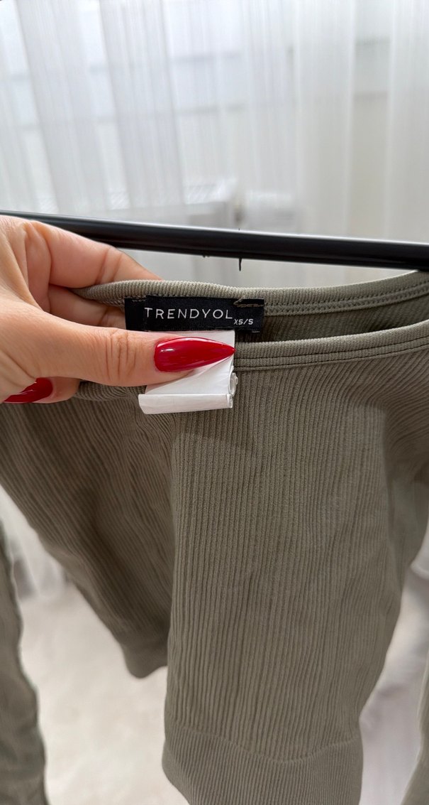 Gri Uzun Kollu Kadın Bluz - Görsel 3