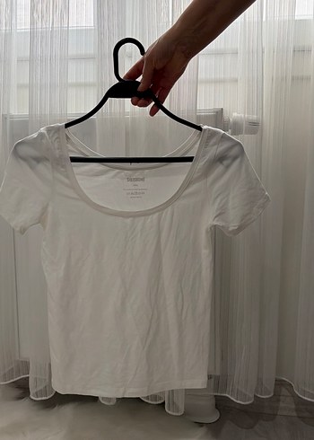 Kadın Beyaz Kısa Kollu Pamuklu Tişört - Görsel 2